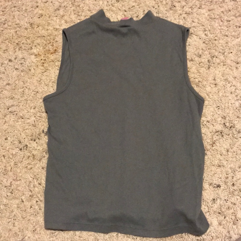 Grey Tank Top - Picture 4 of 5
